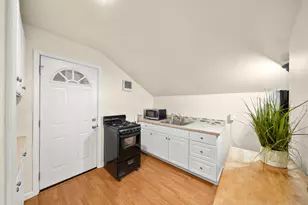 231 40th St, Sacramento, CA 95819 - Photo 38