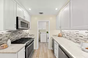 231 40th St, Sacramento, CA 95819 - Photo 18
