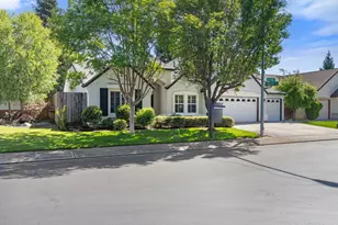 3808 Guildford Ln, Modesto, CA 95355 - Photo 2