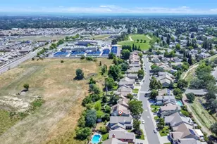 3923 Garmisch Ct, Antelope, CA 95843 - Photo 44