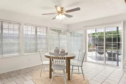 7144 Woodmore Oaks Drive, Citrus Heights, CA 95610 - Photo 18
