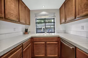 6349 Slippery Creek Ln, Citrus Heights, CA 95621 - Photo 8