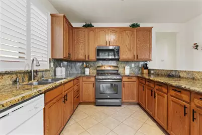 330 Sun Shower Circle, Sacramento, CA 95823 - Photo 10