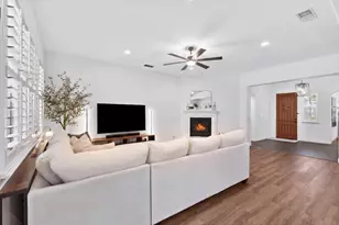 9001 Virginia Fife Way, Elk Grove, CA 95624 - Photo 10