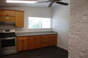 2403 Lever Blvd, Stockton, CA 95206 - Photo 10