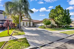 2461 S Mountainside Dr, Los Banos, CA 93635 - Photo 2