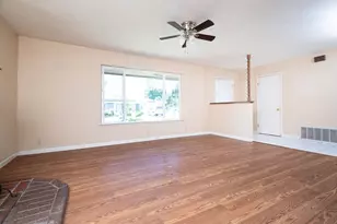 1048 Laurel Ave, Olivehurst, CA 95961 - Photo 12
