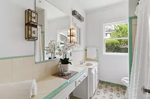 939 44th St, Sacramento, CA 95819 - Photo 26