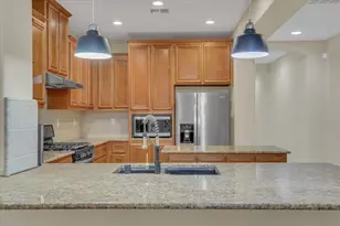 1057 Marseille Ln, Roseville, CA 95747 - Photo 6