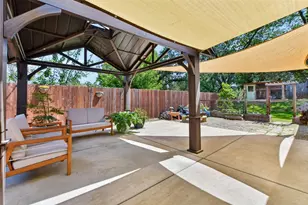 564 Cappella Dr, Diamond Springs, CA 95619 - Photo 16