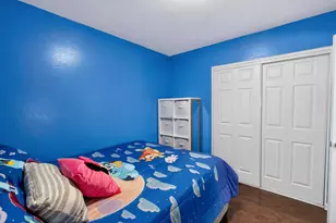 4960 Bradford Dr, Sacramento, CA 95820 - Photo 24