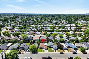 4960 Bradford Dr, Sacramento, CA 95820 - Photo 46