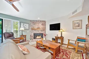 7671 Greenhaven Dr, Sacramento, CA 95831 - Photo 8