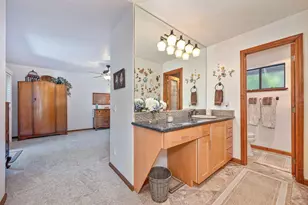 7671 Greenhaven Dr, Sacramento, CA 95831 - Photo 14