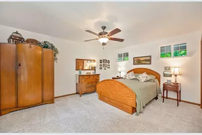 7671 Greenhaven Drive, Sacramento, CA 95831 - Photo 64