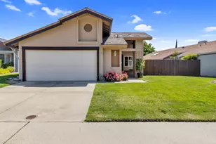 7022 Sprig Dr, Sacramento, CA 95842 - Photo 2
