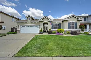 2811 Southcreek Dr, Lincoln, CA 95648 - Photo 2