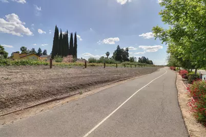1321 Harvest Glen Way, Sacramento, CA 95834 - Photo 40