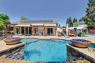 9370 Carrolton Pl, Elk Grove, CA 95624 - Photo 36