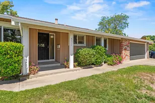 8511 Erinbrook Way, Sacramento, CA 95626 - Photo 4