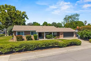 8511 Erinbrook Way, Sacramento, CA 95626 - Photo 2