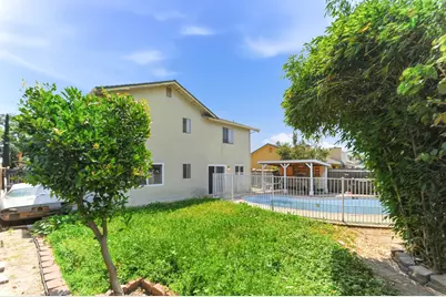 8471 Fontenay Way, Stockton, CA 95210 - Photo 42