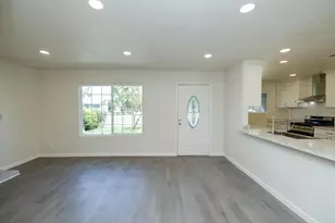1708 Sandalwood Dr, Stockton, CA 95210 - Photo 12