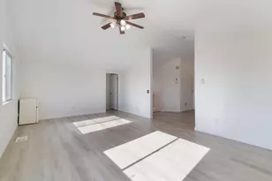 9077 Bedrock Ct, Sacramento, CA 95829 - Photo 22