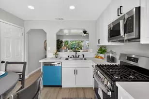 1548 Sterling St, Sacramento, CA 95822 - Photo 4