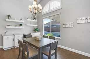 6500 Oscar Cir, Elk Grove, CA 95757 - Photo 16