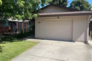 613 Hermosa Pl, Davis, CA 95616 - Photo 2