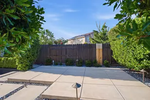 655 Mono St, Manteca, CA 95337 - Photo 32