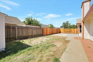 1924 Pebble Beach Dr, Yuba City, CA 95993 - Photo 38