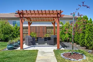 1001 Whisper Ridge Dr, Roseville, CA 95747 - Photo 32