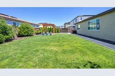 1001 Whisper Ridge Drive, Roseville, CA 95747 - Photo 34