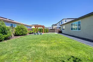 1001 Whisper Ridge Dr, Roseville, CA 95747 - Photo 34