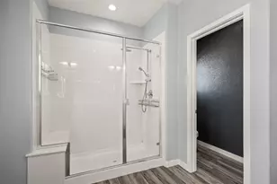 2327 Aerostar Way, Sacramento, CA 95834 - Photo 22