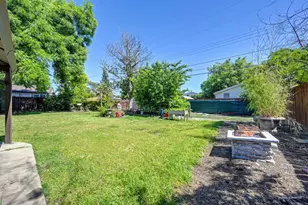2560 Carson Way, Sacramento, CA 95821 - Photo 30