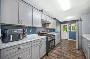 2560 Carson Way, Sacramento, CA 95821 - Photo 14