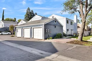 7675 N First St, Fresno, CA 93720 - Photo 38