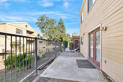 7675 N 1st Street #136, Fresno, CA 93720 - Photo 24