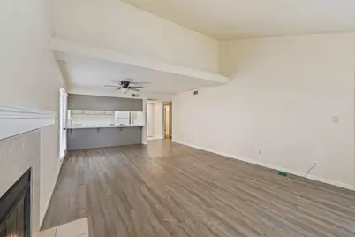 7675 N 1st Street #136, Fresno, CA 93720 - Photo 14