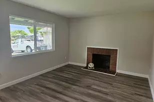 2225 Arliss Way, Sacramento, CA 95822 - Photo 4