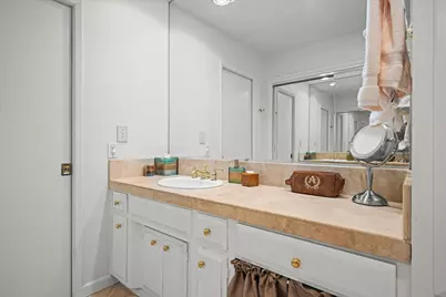 5065 Cocoa Palm Way, Fair Oaks, CA 95628 - Photo 46