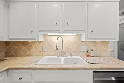 5065 Cocoa Palm Way, Fair Oaks, CA 95628 - Photo 22