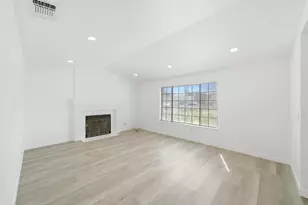 8529 Birch Hollow Way, Sacramento, CA 95828 - Photo 18