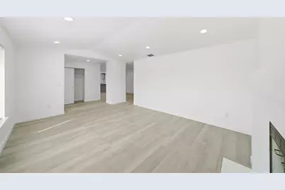 8529 Birch Hollow Way, Sacramento, CA 95828 - Photo 20