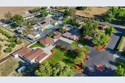 8327 Park Place, Tracy, CA 95304 - Photo 6
