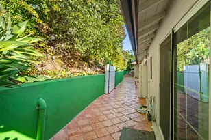 1118 Roscomare Rd, Los Angeles, CA 90077 - Photo 50