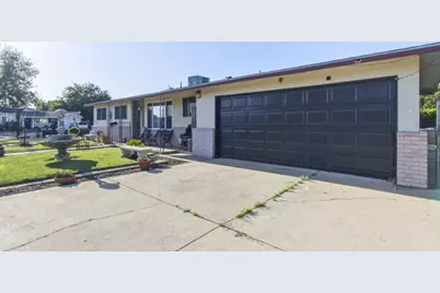 1843 W 8th Street, Merced, CA 95341 - Photo 4